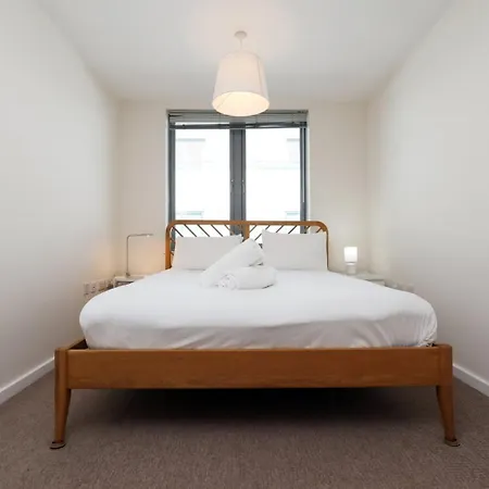 Cozy Kingsize In Centre! Bristol
