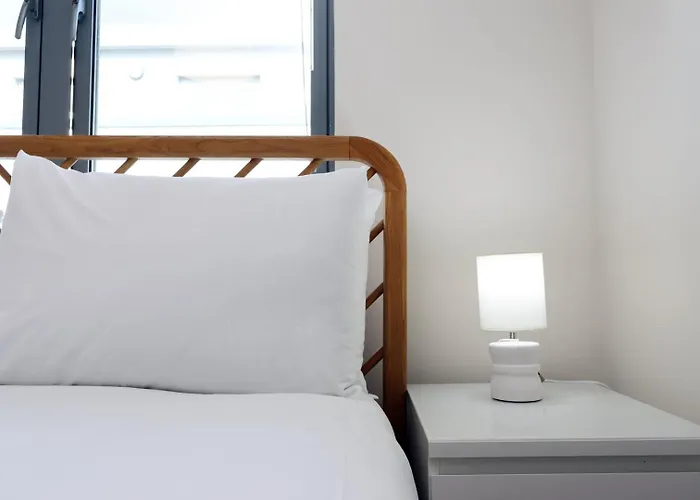 Cozy Kingsize In Centre! Διαμέρισμα *